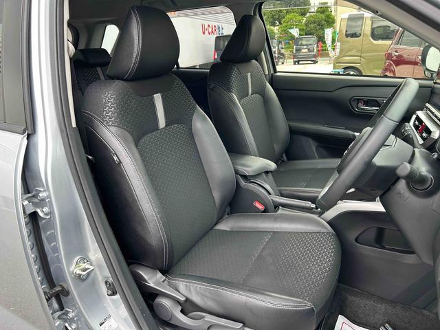 ロッキープレミアム　純正ナビ　ＥＴＣ車載器　クルーズコントロール保証１年間距離無制限付き　ＵＳＢ電源ソケット　ＥＴＣ　パノラマモニター　純正ナビゲーション　キーフリーシステム　アルミホイール　Ｂｌｕｅｔｏｏｔｈ接続　オートライト　ラゲージアンダートランク（東京都）の中古車
