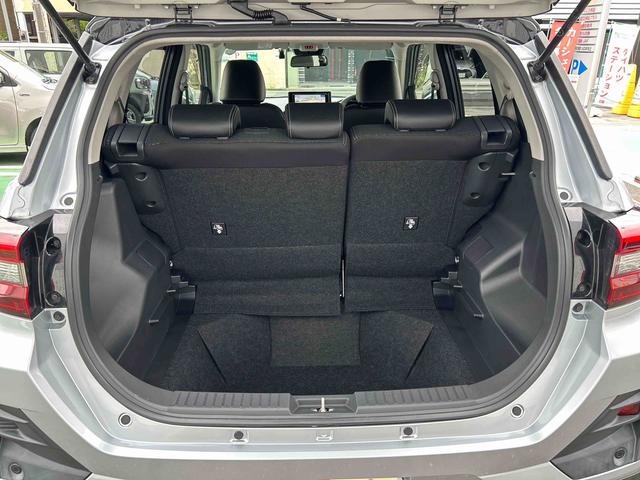ロッキープレミアム　純正ナビ　ＥＴＣ車載器　クルーズコントロール保証１年間距離無制限付き　ＵＳＢ電源ソケット　ＥＴＣ　パノラマモニター　純正ナビゲーション　キーフリーシステム　アルミホイール　Ｂｌｕｅｔｏｏｔｈ接続　オートライト　ラゲージアンダートランク（東京都）の中古車