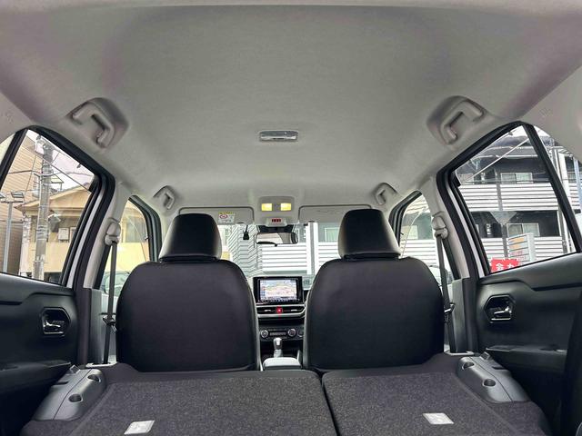 ロッキープレミアム　純正ナビ　ＥＴＣ車載器　クルーズコントロール保証１年間距離無制限付き　ＵＳＢ電源ソケット　ＥＴＣ　パノラマモニター　純正ナビゲーション　キーフリーシステム　アルミホイール　Ｂｌｕｅｔｏｏｔｈ接続　オートライト　ラゲージアンダートランク（東京都）の中古車