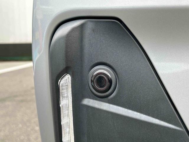 ロッキープレミアム　純正ナビ　ＥＴＣ車載器　クルーズコントロール保証１年間距離無制限付き　ＵＳＢ電源ソケット　ＥＴＣ　パノラマモニター　純正ナビゲーション　キーフリーシステム　アルミホイール　Ｂｌｕｅｔｏｏｔｈ接続　オートライト　ラゲージアンダートランク（東京都）の中古車