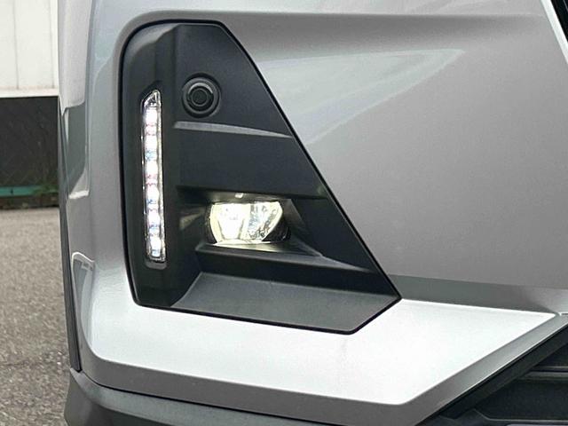 ロッキープレミアム　純正ナビ　ＥＴＣ車載器　クルーズコントロール保証１年間距離無制限付き　ＵＳＢ電源ソケット　ＥＴＣ　パノラマモニター　純正ナビゲーション　キーフリーシステム　アルミホイール　Ｂｌｕｅｔｏｏｔｈ接続　オートライト　ラゲージアンダートランク（東京都）の中古車