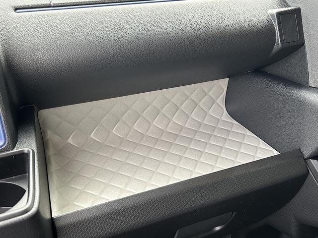 タントＸ　片側電動スライドドア　運転席ロングスライドシート保証　新車保証・まごころ保証　１年間・走行距離無制限付き　キーフリーシステム　片側電動スライドドア　運転席ロングスライドシート　ＬＥＤヘッドランプ　オートライト　オートハイビーム（東京都）の中古車
