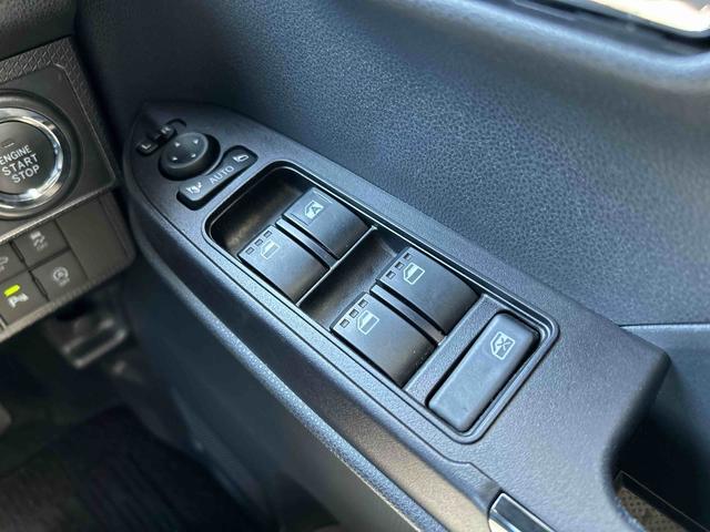 タントカスタムＲＳ　純正ナビ　ＥＴＣ車載器　ドライブレコーダー保証　新車保証・まごころ保証　１年間・走行距離無制限付き　純正７インチナビ　ＥＴＣ車載器　ドライブレコーダー　バックカメラ　両側電動スライドドア　ＬＥＤヘッドランプ　キーフリーシステム（東京都）の中古車