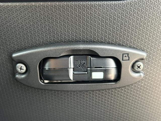 タントカスタムＸ　１０インチナビ　ＥＴＣ車載器　ドライブレコーダー保証　新車保証・まごころ保証　１年間・走行距離無制限付き　純正１０インチナビ　ＥＴＣ車載器　ドライブレコーダー　キーフリーシステム　両側電動スライドドア　オートライト（東京都）の中古車