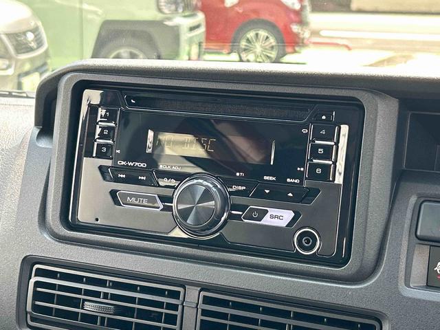 ハイゼットカーゴデラックス　リヤベンチシート　キーレスエントリー保証　新車保証・まごころ保証　１年間・走行距離無制限付き　キーレスエントリー　リヤベンチシート　前席パワーウインドウ　コーナーセンサー　エアコン（東京都）の中古車