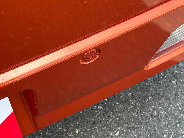 ハイゼットカーゴデラックス　リヤベンチシート　キーレスエントリー保証　新車保証・まごころ保証　１年間・走行距離無制限付き　キーレスエントリー　リヤベンチシート　前席パワーウインドウ　コーナーセンサー　エアコン（東京都）の中古車