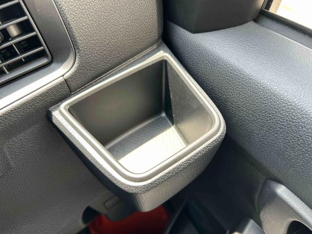 ハイゼットカーゴデラックス　リヤベンチシート　キーレスエントリー保証　新車保証・まごころ保証　１年間・走行距離無制限付き　キーレスエントリー　リヤベンチシート　前席パワーウインドウ　コーナーセンサー　エアコン（東京都）の中古車