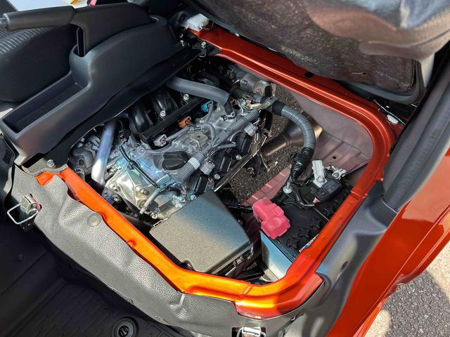 ハイゼットカーゴデラックス　リヤベンチシート　キーレスエントリー保証　新車保証・まごころ保証　１年間・走行距離無制限付き　キーレスエントリー　リヤベンチシート　前席パワーウインドウ　コーナーセンサー　エアコン（東京都）の中古車