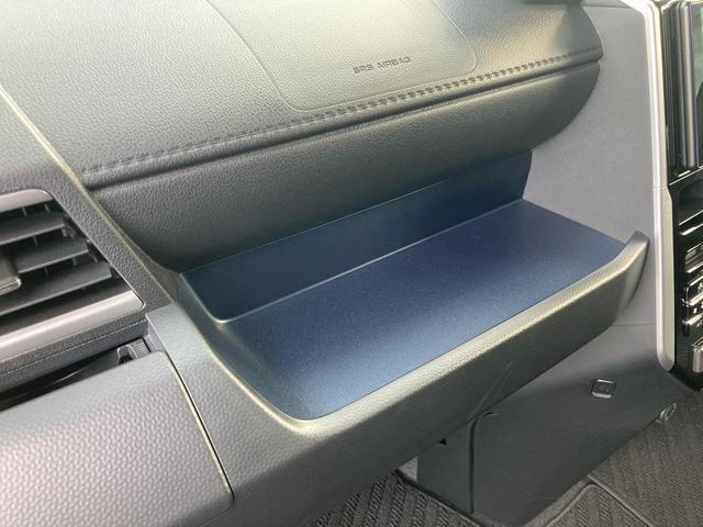 トールカスタムＧ　９インチディスプレイオーディオ　パノラマモニター保証　新車保証・まごころ保証　１年間・走行距離無制限付き　電動パーキングブレーキ　アダプティブクルーズコントロール　ＬＥＤヘッドランプ　アルミホイール　オートエアコン　オートライト（東京都）の中古車
