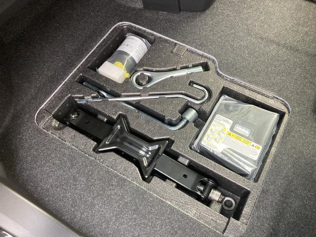 トールカスタムＧ　９インチディスプレイオーディオ　パノラマモニター保証　新車保証・まごころ保証　１年間・走行距離無制限付き　電動パーキングブレーキ　アダプティブクルーズコントロール　ＬＥＤヘッドランプ　アルミホイール　オートエアコン　オートライト（東京都）の中古車