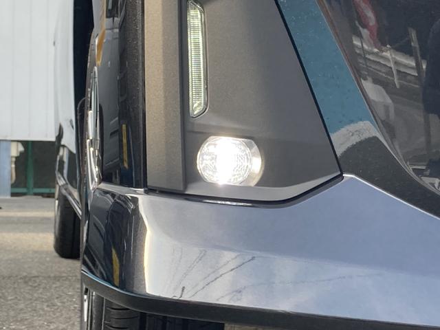 トールカスタムＧ　９インチディスプレイオーディオ　パノラマモニター保証　新車保証・まごころ保証　１年間・走行距離無制限付き　電動パーキングブレーキ　アダプティブクルーズコントロール　ＬＥＤヘッドランプ　アルミホイール　オートエアコン　オートライト（東京都）の中古車