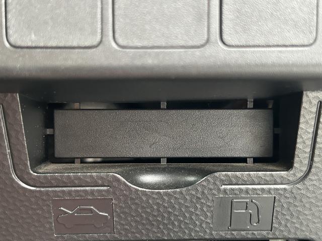 トールカスタムＧ　ＳＡII　後席モニター　純正ナビ　ＥＴＣ車載器保証　まごころ保証　１年間・走行距離無制限付き　純正ナビ　ＥＴＣ車載器　後席モニター　パノラマモニター　両側電動スライドドア　クルーズコントロール　キーフリーシステム　アイドリングストップ（東京都）の中古車