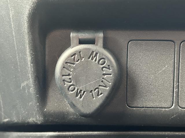トールカスタムＧ　ＳＡII　後席モニター　純正ナビ　ＥＴＣ車載器保証　まごころ保証　１年間・走行距離無制限付き　純正ナビ　ＥＴＣ車載器　後席モニター　パノラマモニター　両側電動スライドドア　クルーズコントロール　キーフリーシステム　アイドリングストップ（東京都）の中古車
