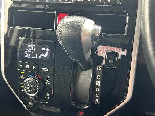 トールカスタムＧ　ＳＡII　後席モニター　純正ナビ　ＥＴＣ車載器保証　まごころ保証　１年間・走行距離無制限付き　純正ナビ　ＥＴＣ車載器　後席モニター　パノラマモニター　両側電動スライドドア　クルーズコントロール　キーフリーシステム　アイドリングストップ（東京都）の中古車