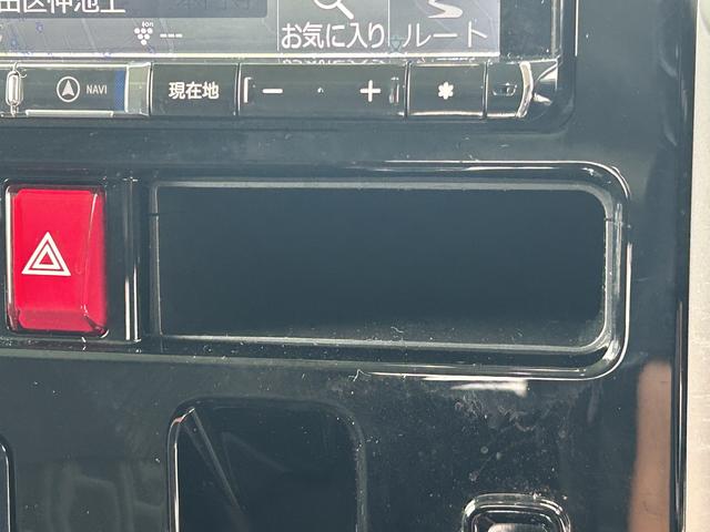 トールカスタムＧ　ＳＡII　後席モニター　純正ナビ　ＥＴＣ車載器保証　まごころ保証　１年間・走行距離無制限付き　純正ナビ　ＥＴＣ車載器　後席モニター　パノラマモニター　両側電動スライドドア　クルーズコントロール　キーフリーシステム　アイドリングストップ（東京都）の中古車
