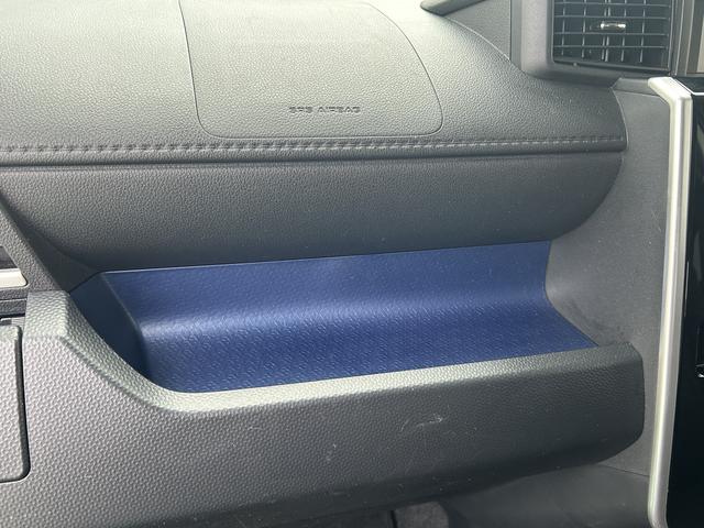 トールカスタムＧ　ＳＡII　後席モニター　純正ナビ　ＥＴＣ車載器保証　まごころ保証　１年間・走行距離無制限付き　純正ナビ　ＥＴＣ車載器　後席モニター　パノラマモニター　両側電動スライドドア　クルーズコントロール　キーフリーシステム　アイドリングストップ（東京都）の中古車