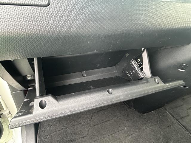 トールカスタムＧ　ＳＡII　後席モニター　純正ナビ　ＥＴＣ車載器保証　まごころ保証　１年間・走行距離無制限付き　純正ナビ　ＥＴＣ車載器　後席モニター　パノラマモニター　両側電動スライドドア　クルーズコントロール　キーフリーシステム　アイドリングストップ（東京都）の中古車