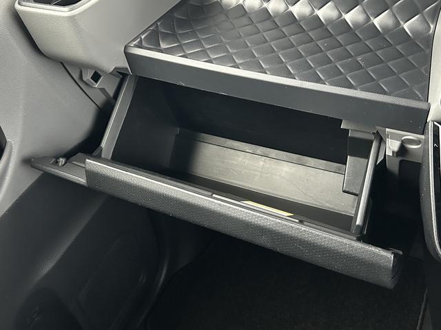 タントカスタムＲＳセレクション　ナビ　ドラレコ　ＥＴＣ車載器保証　まごころ保証　１年間・走行距離無制限付き　純正９インチナビ　ＥＴＣ車載器　ドライブレコーダー　バックカメラ　ＵＳＢ電源ソケット　両側電動スライドドア　ＬＥＤヘッドランプ　キーフリーシステム（東京都）の中古車