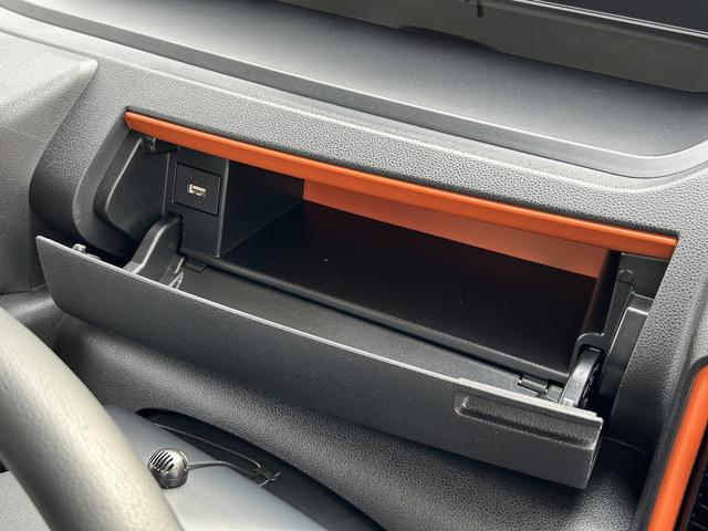 タントファンクロスターボ保証　新車保証・まごころ保証　１年間・走行距離無制限付き（東京都）の中古車