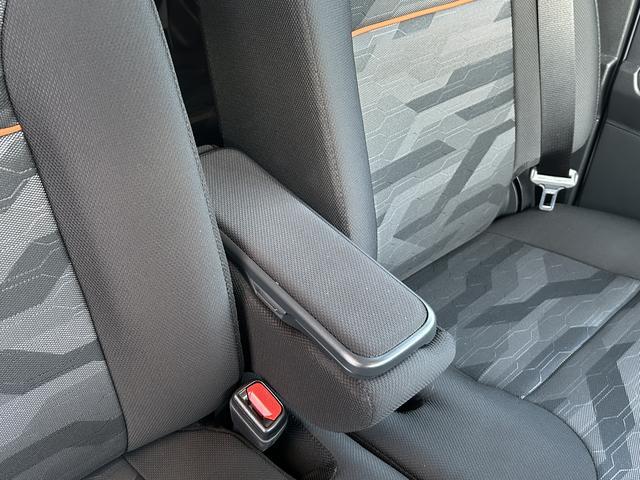 タントファンクロスターボ　純正ナビ　ＥＴＣ　ドライブレコーダー保証　新車保証・まごころ保証　１年間・走行距離無制限付き　純正７インチナビ　ＥＴＣ車載器　前後録画ドライブレコーダー　バックカメラ　両側電動スライドドア　前席シートヒーター　電動パーキングブレーキ（東京都）の中古車