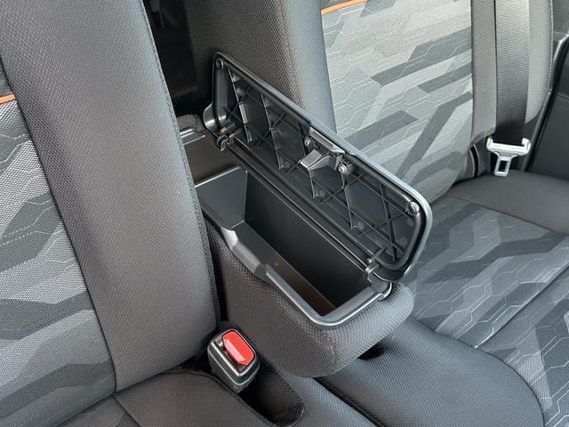 タントファンクロスターボ　純正ナビ　ＥＴＣ　ドライブレコーダー保証　新車保証・まごころ保証　１年間・走行距離無制限付き　純正７インチナビ　ＥＴＣ車載器　前後録画ドライブレコーダー　バックカメラ　両側電動スライドドア　前席シートヒーター　電動パーキングブレーキ（東京都）の中古車