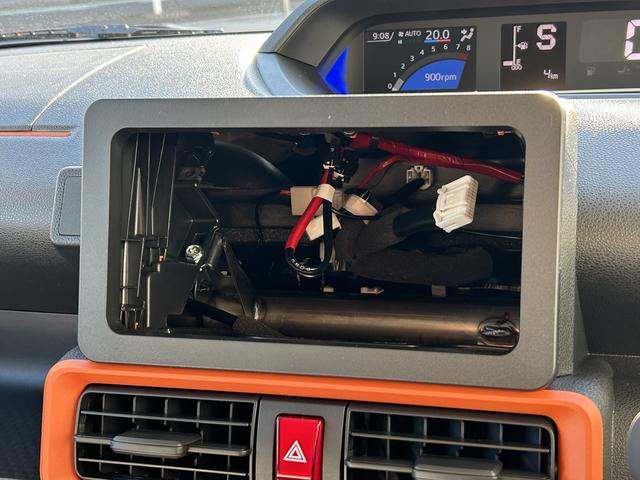 タントファンクロスリミテッド　届け出済み未使用車保証　新車保証・まごころ保証　１年間・走行距離無制限付き（東京都）の中古車