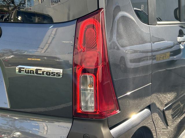 タントファンクロスリミテッド　届け出済み未使用車保証　新車保証・まごころ保証　１年間・走行距離無制限付き（東京都）の中古車