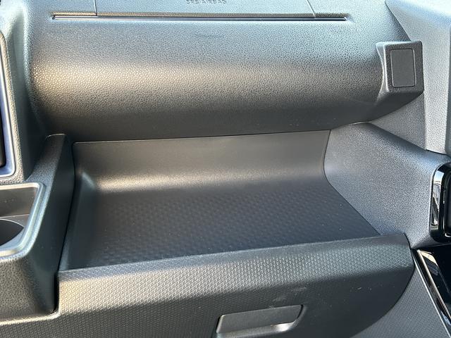 タントカスタムＲＳリミテッド　届け出済み未使用車保証　新車保証・まごころ保証　１年間・走行距離無制限付き（東京都）の中古車