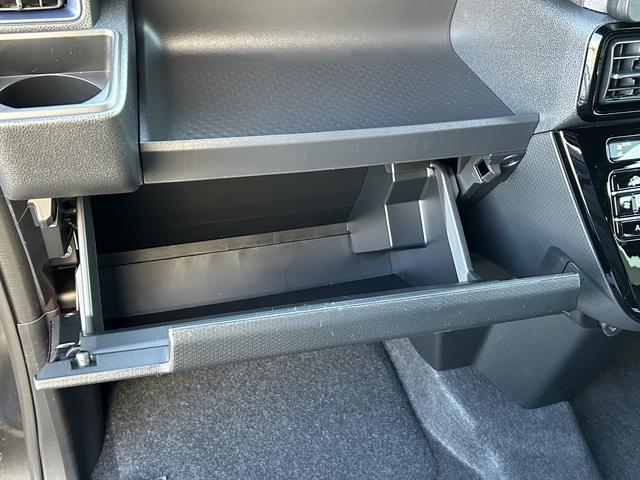 タントカスタムＲＳリミテッド　届け出済み未使用車保証　新車保証・まごころ保証　１年間・走行距離無制限付き（東京都）の中古車