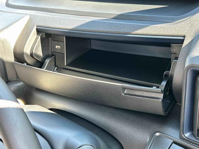 タントＸ　ＣＤステレオ装備保証　新車保証・まごころ保証　１年間・走行距離無制限付き（東京都）の中古車