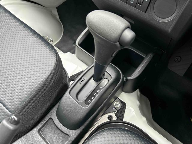ハイゼットトラック 中古車 スタンダード４ＷＤ／ＣＶＴ　届け出済み未使用車保証　新車保証・まごころ保証　１年間・走行距離無制限付き・届け出済み未使用車・スマートアシスト装備