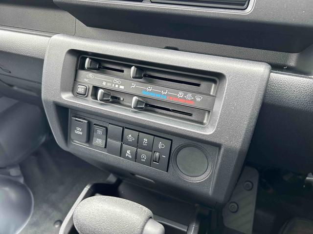 ハイゼットトラックスタンダード 届け出済み未使用車保証 新車保証・まごころ保証 1年間・走行距離無制限付き・届け出済み未使用車・スマートアシスト装備(東京都)の中古車