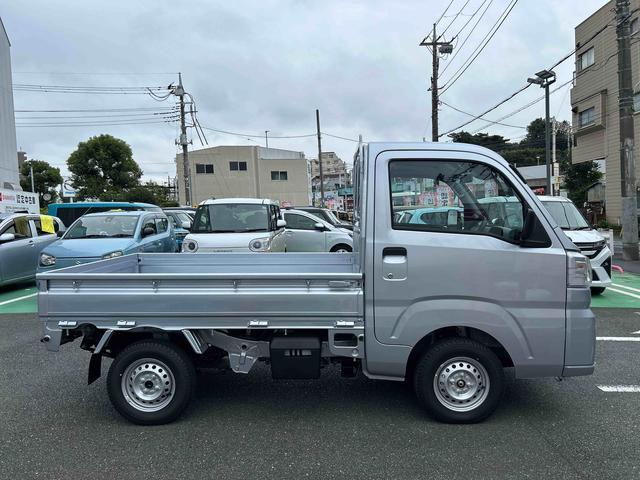 ハイゼットトラックスタンダード 届け出済み未使用車保証 新車保証・まごころ保証 1年間・走行距離無制限付き・届け出済み未使用車・スマートアシスト装備(東京都)の中古車