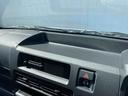 マニュアルエアコン　コーナーセンサー　アイドリングストップ　スモークドガラス　ＣＶＴ車　キーレスエントリー（東京都）の中古車