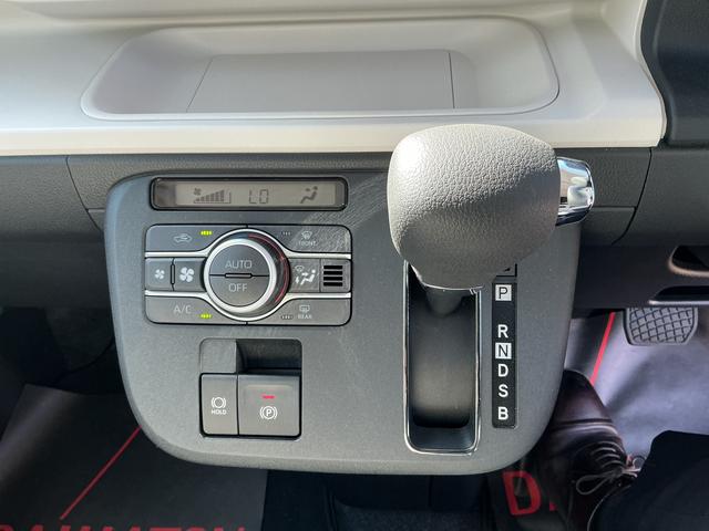 ムーヴキャンバスストライプスG 897キロ 両側電動ドア 電動パーキング1年保証距離無制限 走行距離897キロ 両側パワースライドドア オートライト プッシュスタート キーフリーシステム LEDヘッドライト 電動パーキング F左右シートヒーター(埼玉県)の中古車
