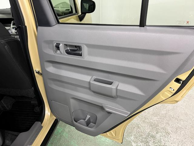 タフトG ダーククロムベンチャー 走行2360キロ/シートヒータ1年保証距離無制限 走行距離2360キロ 純正マット サイドエアバッグ LEDヘッドランプ アイドリングストップ シートヒーター オート格納式ドアミラー 電動パーキングブレーキ キーフリー(埼玉県)の中古車