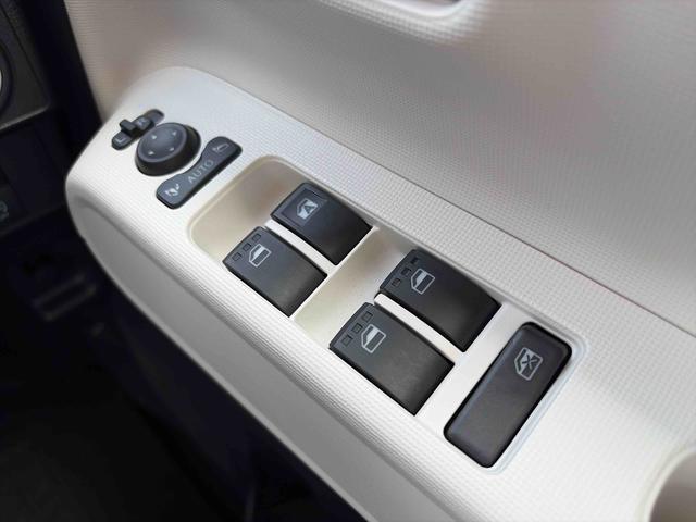 ムーヴキャンバスストライプスＧ　１４４８キロ　ＬＥＤヘッドランプ１年保証距離無制限　走行距離１４４８キロ　　ＬＥＤヘッドランプ　オートライト　アイドリングストップ　　両側電動スライドドア　電動パーキング（埼玉県）の中古車
