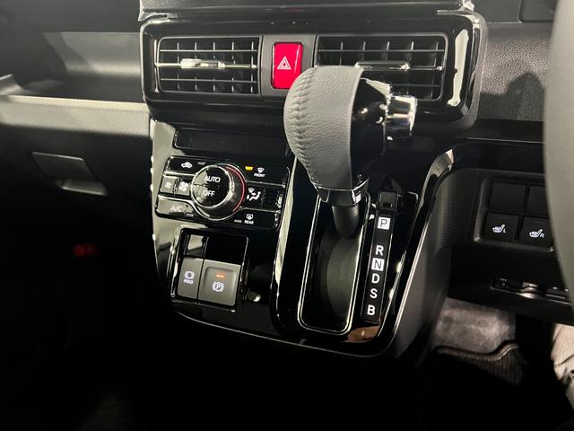 タントカスタムＲＳリミテッド　走行８５キロ／ディスプレイオーディオ一年保証・走行距離無制限走行８５キロ　ディスプレイオーディオ　ブルートゥース　全周囲カメラ　ＥＴＣ　クリアランスソナー　オートライト　ＬＥＤヘッドライト　両側電動スライドドア（埼玉県）の中古車