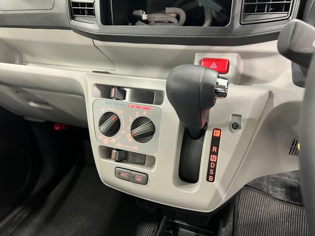 ミライースＸ　ＳＡIII　走行１１３４キロ／ＬＥＤヘッドライト一年保証・走行距離無制限　走行１１３４キロ　助手席エアバック　オートライト　オートマチックハイビーム　クリアランスソナー　アイドリングストップ（埼玉県）の中古車