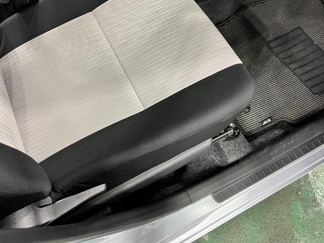 ミライースＸ　ＳＡIII　走行１１３４キロ／ＬＥＤヘッドライト一年保証・走行距離無制限　走行１１３４キロ　助手席エアバック　オートライト　オートマチックハイビーム　クリアランスソナー　アイドリングストップ（埼玉県）の中古車