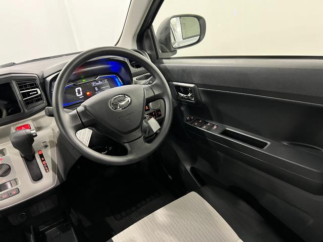 ミライースＸ　ＳＡIII　走行１１３４キロ／ＬＥＤヘッドライト一年保証・走行距離無制限　走行１１３４キロ　助手席エアバック　オートライト　オートマチックハイビーム　クリアランスソナー　アイドリングストップ（埼玉県）の中古車