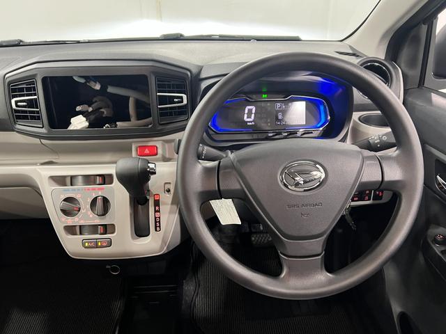 ミライースＸ　ＳＡIII　走行２６１９キロ／ＬＥＤヘッドライト一年保証・走行距離無制限　走行２６１９キロ　助手席エアバック　オートライト　オートマチックハイビーム　クリアランスソナー　アイドリングストップ（埼玉県）の中古車