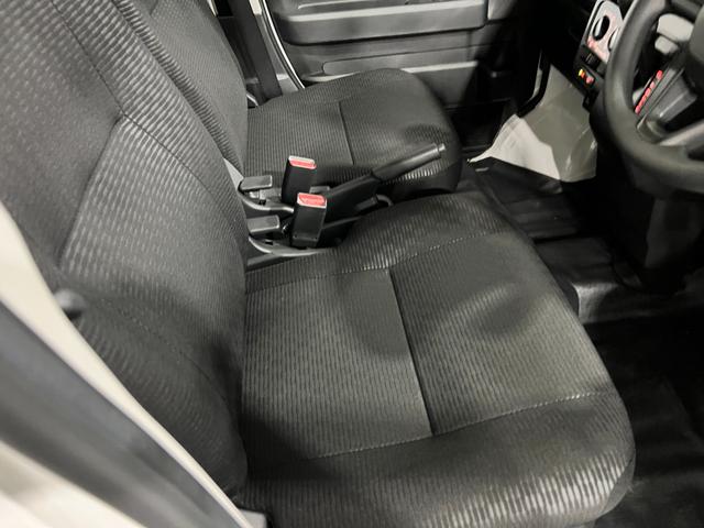 ハイゼットカーゴDX 走行5キロ/FMAMラジオ/オートライト1年保証距離無制限 走行距離5キロ FMAMラジオ 助手席エアバック クリアランスソナー オートライト アイドリングストップ キーレスエントリー(埼玉県)の中古車