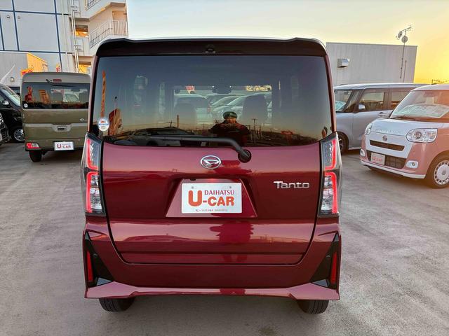 タントカスタムX 9インチディスプレイオーディオ付走行距離 4955キロ 9インチディスプレイオーディオ付 バックカメラ 両側電動スライドドア デモカーアップ 一年保証・走行距離無制限(東京都)の中古車