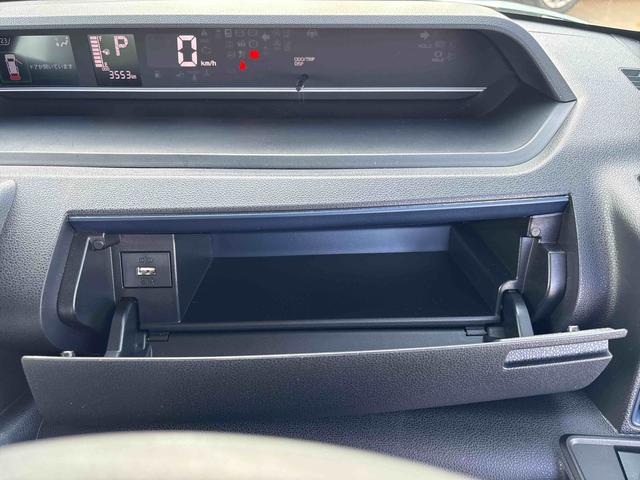 タントＸ　純正７インチナビ付純正ナビ、バックカメラ、片側電動スライドドア　走行距離　４，０００キロ　１年距離無制限保証（東京都）の中古車