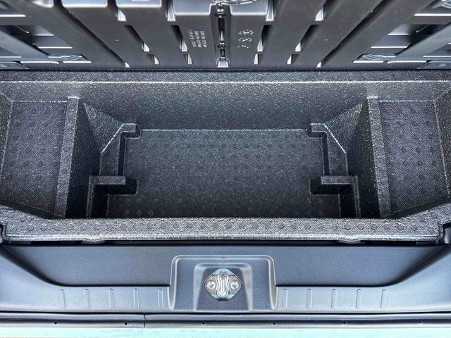 タントＸ　純正７インチナビ付純正ナビ、バックカメラ、片側電動スライドドア　走行距離　４，０００キロ　１年距離無制限保証（東京都）の中古車