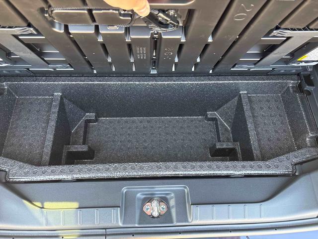 タントカスタムＸ　両側電動スライドドアデモカーＵＰ　両側電動スライドドア　ＬＥＤヘッドランプ　ヒートシーター　走行距離７３０キロ　１年距離無制限まごころ保証　両側電動スライドドア（東京都）の中古車