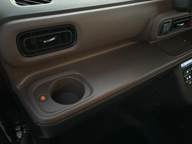 ムーヴキャンバスセオリーＧターボ　９インチディスプレイオーディオ付両側電動スライドドア　９インチディスプレイオーディオパノラマモニター付き　ＬＥＤヘッドランプ　デモカーＵＰ　走行距離７９０キロ　１年保証・距離無制限（東京都）の中古車