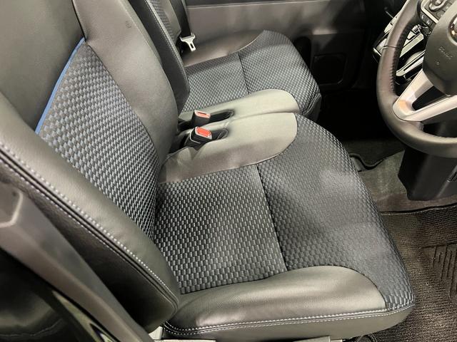 タントカスタムＲＳ　走行１２２０キロ／ディスプレイオーディオ一年保証・走行距離無制限　走行１２２０キロ　サイドエアバック　クリアランスソナー　オートマチックハイビーム　オートライト　ＬＥＤヘッドライト　ベンチシート　シートヒーター　両側電動スライドドア（東京都）の中古車