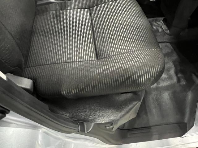 ハイゼットカーゴＤＸ　走行８キロ／登録済未使用車一年保証・走行距離無制限　助手席エアバック　オートライト　オートマチックハイビーム　クリアランスソナー　アイドリングストップ（東京都）の中古車